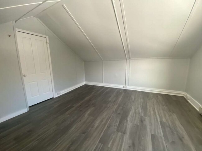 Foto del edificio - 29 Pioneer Rd