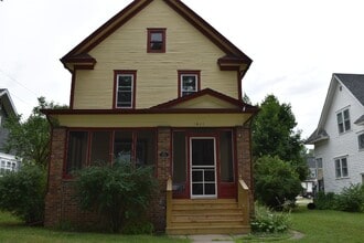 Building Photo - 1016 S University Ave