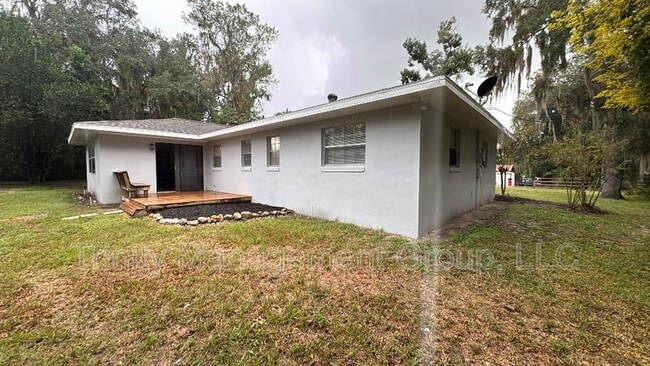 Building Photo - 105 N Edinburgh Dr