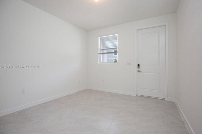 Foto del edificio - 1774 SE 9th Ave