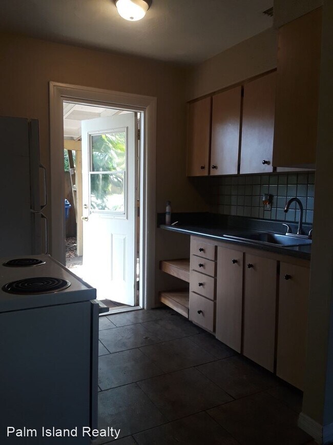 Building Photo - 2 br, 1 bath House - 1213 51st Ave N