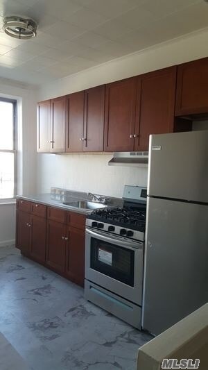 Building Photo - 34-45 42nd St