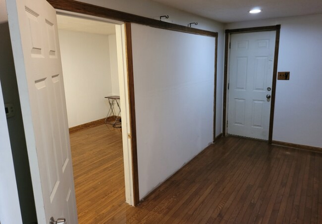 Foto del edificio - 6400 Harthorn Ave