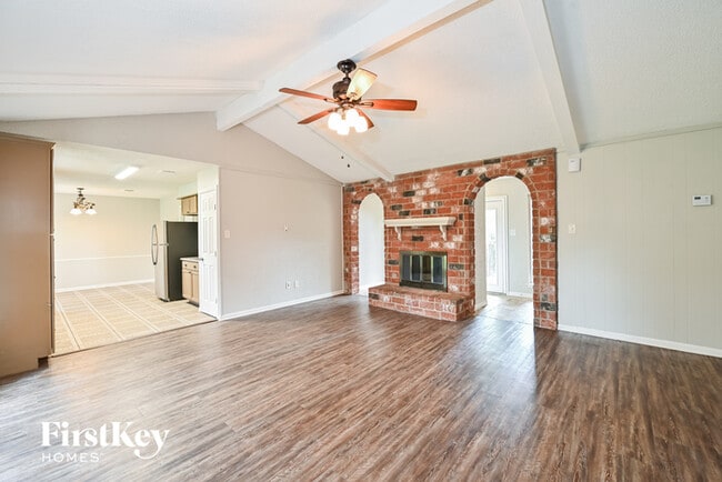 Building Photo - 13706 Oleoke Ln