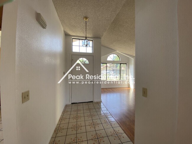 Building Photo - 3 br, 2 bath House - 7878 Cresentdale Way