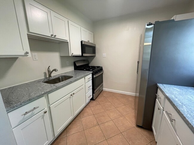 Building Photo - 152 Bryant Dr