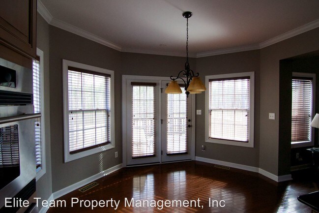 Foto del edificio - 16315 Crystal Downs Ln