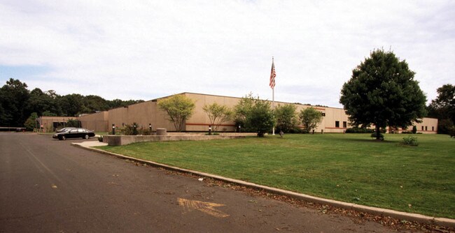 Fotografía del edificio - Cedar Woods Condominium
