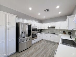 Building Photo - 16777 W Southampton Rd