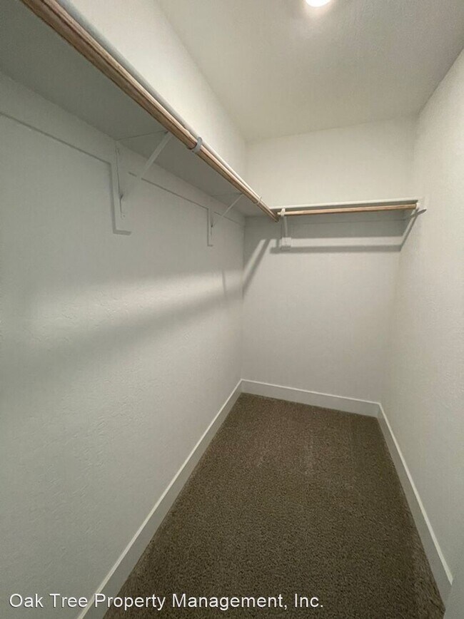 Foto del edificio - 3 br, 2 bath House - 534 W. Mahogany Lane