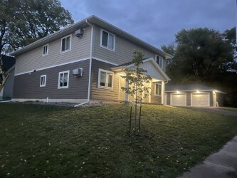 Foto principal - 1008 E Madison St