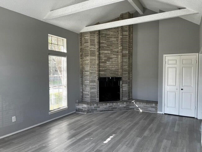 Foto del edificio - 23 Rockfern Rd