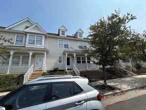Building Photo - 57 Lighthouse Ct