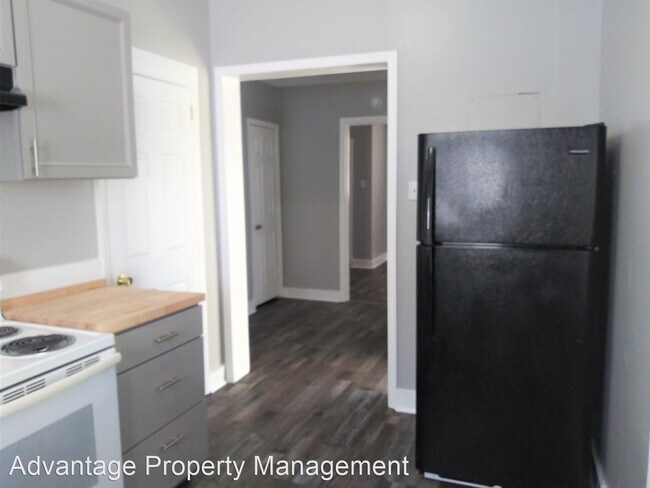 Building Photo - 3 br, 1 bath House - 424 4th Ave SW