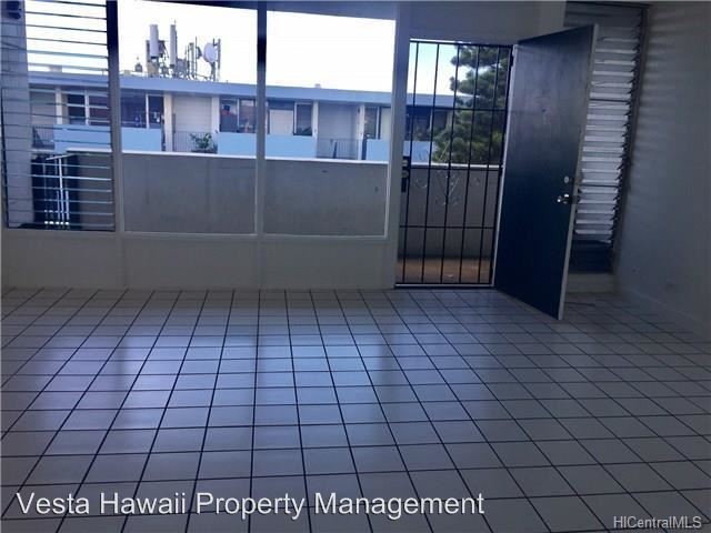 Building Photo - 94-249 Waikele Rd