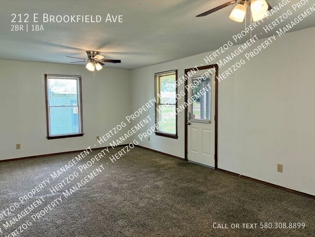 Building Photo - 212 E Brookfield Ave