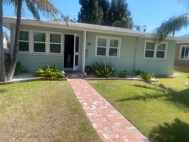 Building Photo - 5808 E Marita St