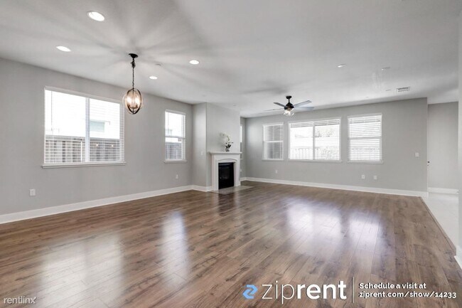 Foto del edificio - 4 br, 3 bath House - 1125 Berkshire Dr, La...