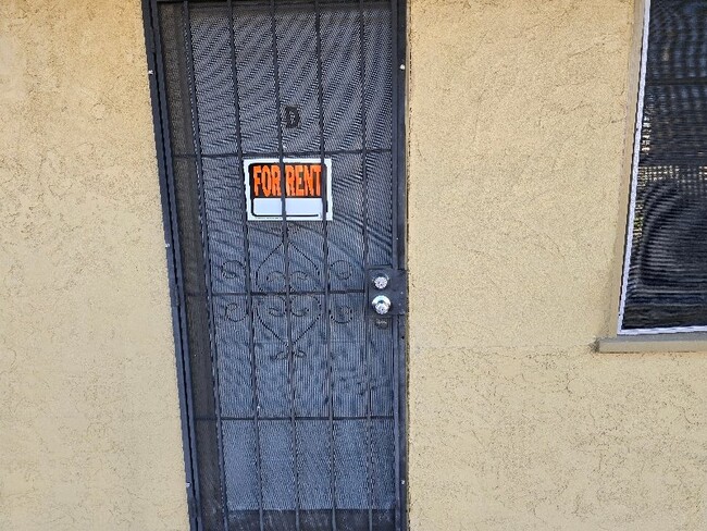 Foto del edificio - 2065 Atwater Blvd