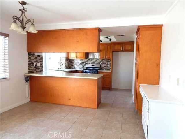 Building Photo - 1829 Rockcrest Dr
