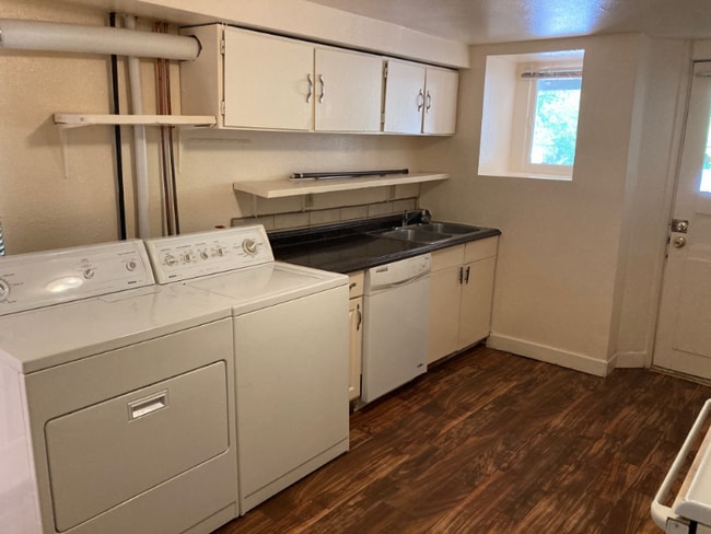 Photo - 630 E Boulder St Apartment