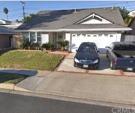 Primary Photo - 1747 E Helmick St