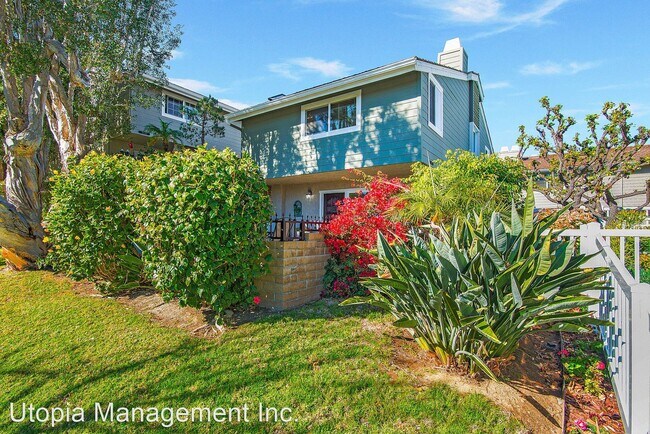 Foto del edificio - 3 br, 3 bath House - 24681 Santa Clara Ave...
