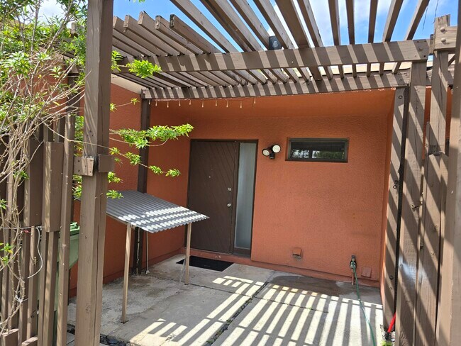 Foto del edificio - 10343 Greenhouse Rd