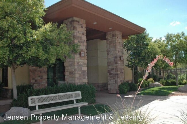 Building Photo - 3 br, 2 bath House - 2957 East Hidden Hill...
