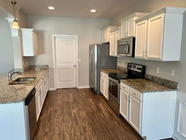 Building Photo - 3 br, 2 bath House - 3348 Tourmaline Dr.