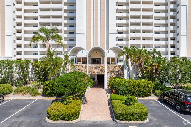 1230-1250 Gulf Blvd Clearwater, FL - Landmark Towers