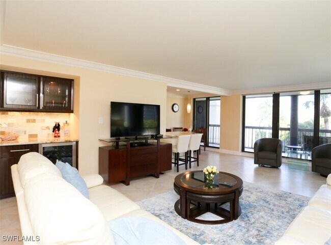 Foto del edificio - 4551 Gulf Shore Blvd N