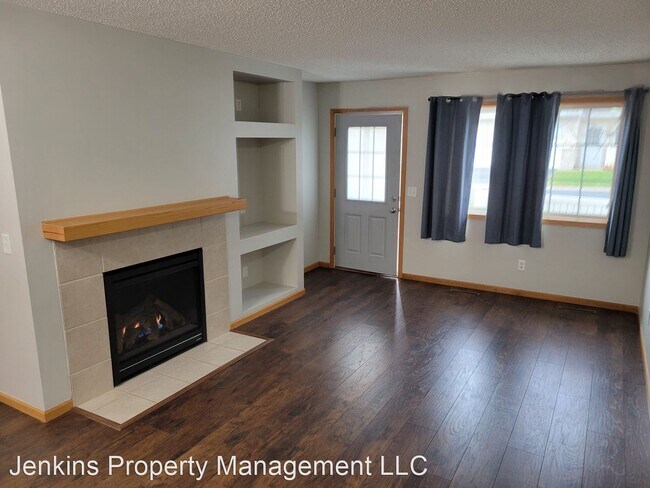 Building Photo - 3 br, 2.5 bath House - 3512 Sterling Heigh...