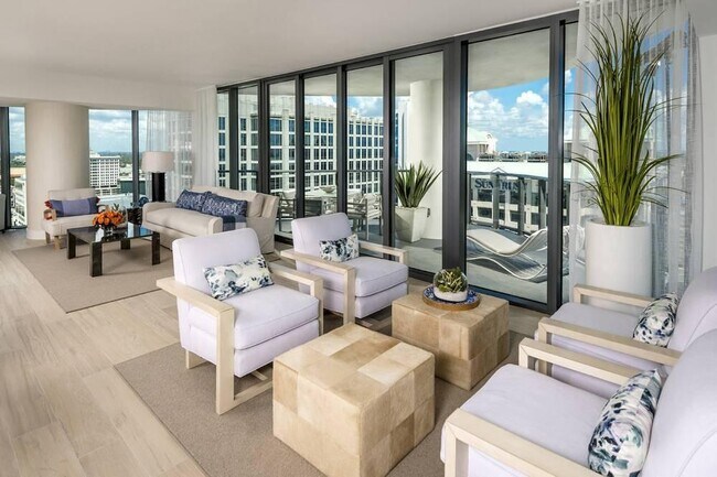 Building Photo - 500 E Las Olas Blvd