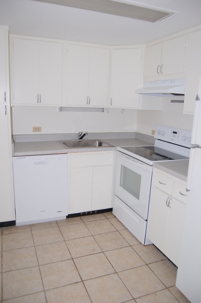 STUNNING BAYSHORE CONDO Condo for Rent in Tampa, FL