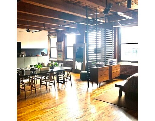 Primary Photo - 326 A St