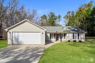 Building Photo - 124 Homestead Way