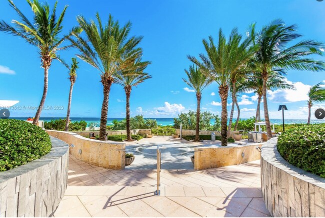 Building Photo - 6801 Collins Ave