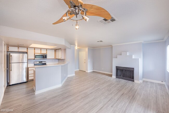 Foto del edificio - 8600 W Charleston Blvd