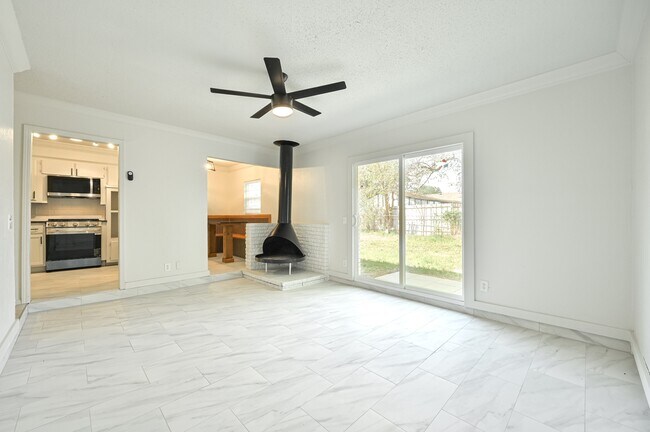 Foto del edificio - 2525 SE 47th St