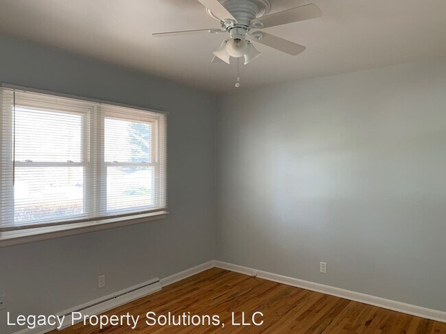 Building Photo - 4 br, 2 bath House - 1738 Oxford Drive