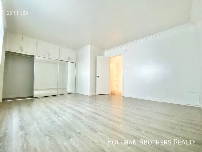 Foto del edificio - 2108 S Bentley Ave
