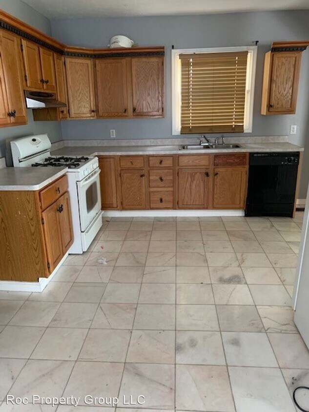 Primary Photo - 3 br, 1 bath House - 280 Brooks Ave