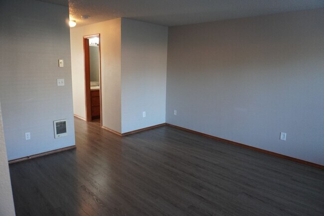 Foto del edificio - 610 E Elm Ave