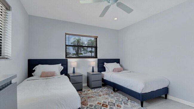 Foto del edificio - EBR7483