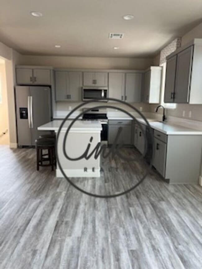 Building Photo - New Townhouses in Gardnerville