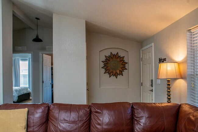 Foto del edificio - 37245 Bay View Ln