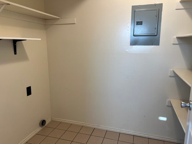 Building Photo - 3536 S 1100 E