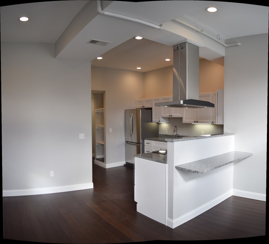 2A - 218 W Main St