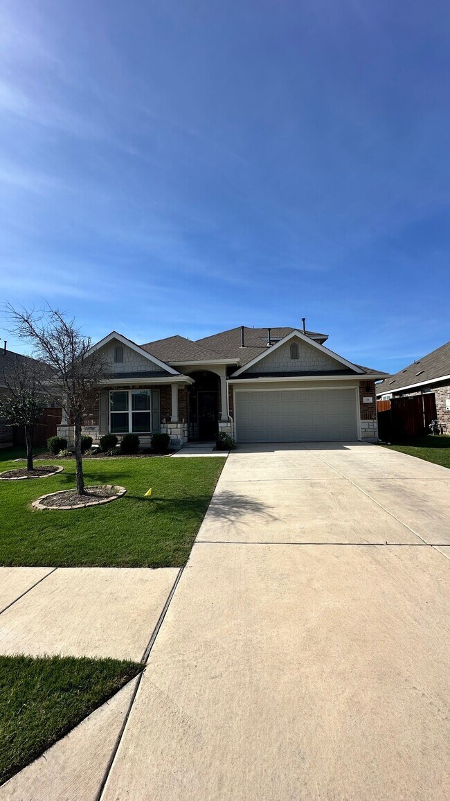 Foto del edificio - 116 Krupp Ave